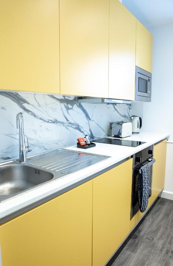 Bells Court Studios - Sheffield City Centre, Opulent Living Serviced Accommodation Exteriör bild